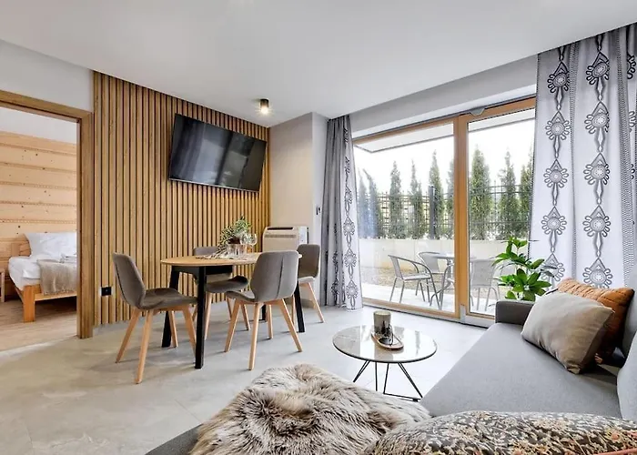 Two Bedroom Apartment With Terrace- Tatra View - Ksiezycowe Apartamenty Spa - 24I