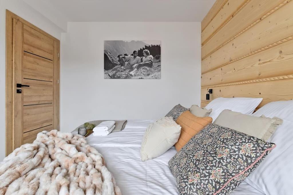 Two Bedroom With Terrace- Tatra View - Ksiezycowe - 24i *