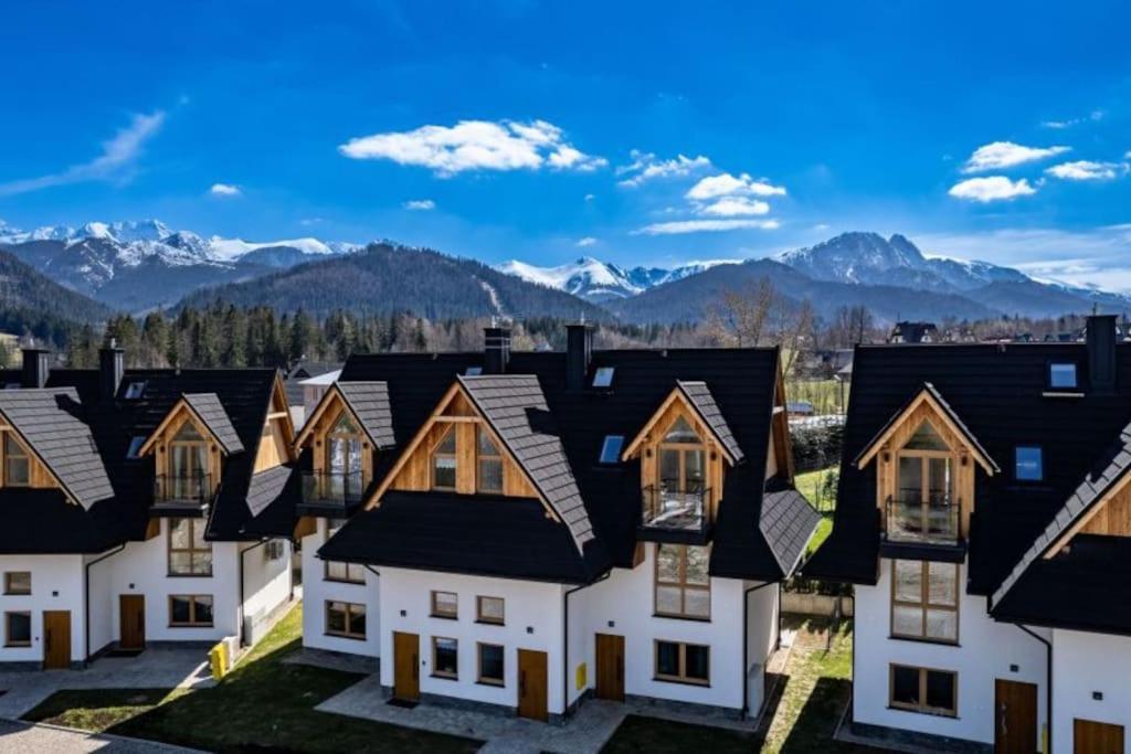Two Bedroom With Terrace- Tatra View - Ksiezycowe - 24i Apartment